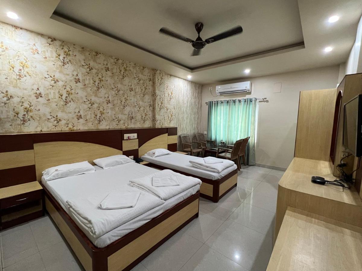Hotel Lee Garden Near To Blue Flag Beach 500 Mtrs Puri Exterior photo
