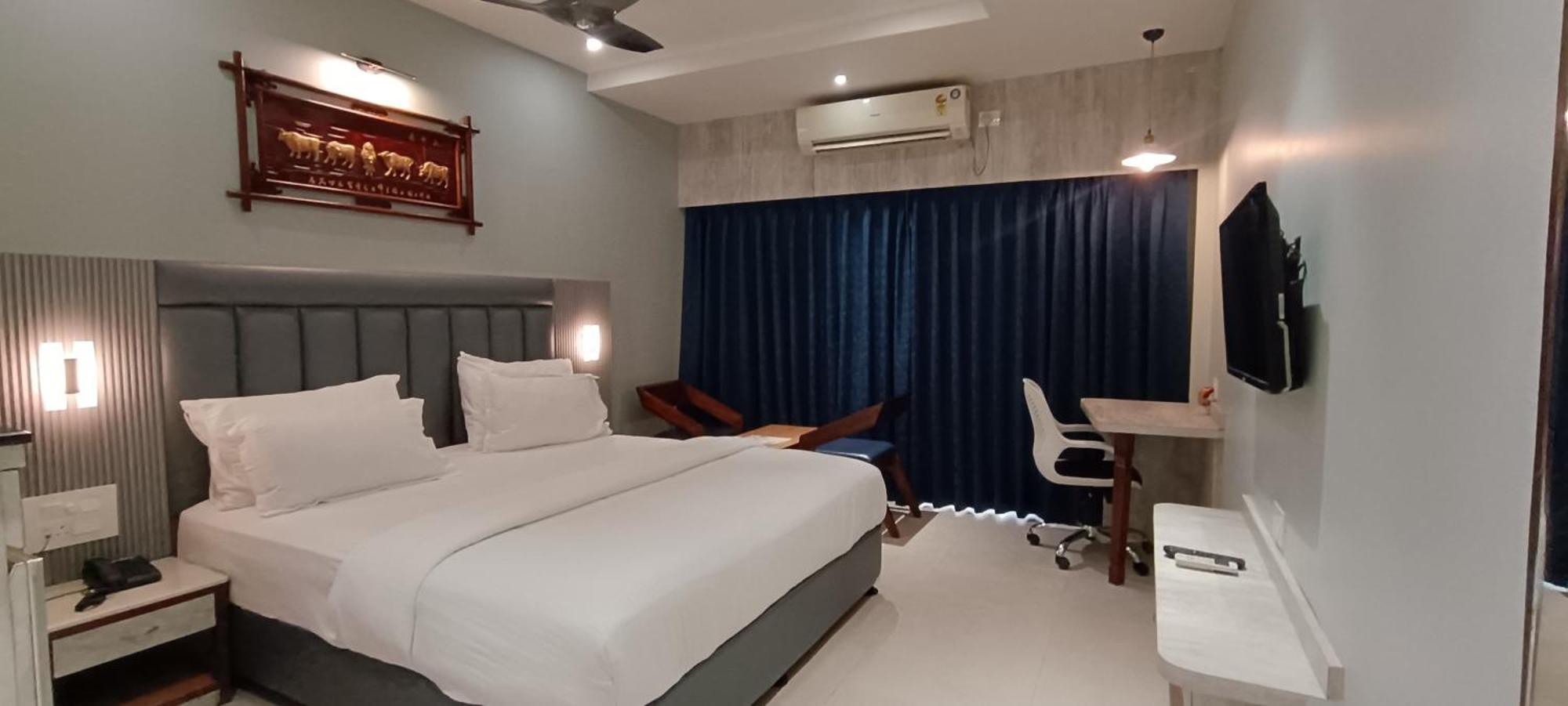 Hotel Lee Garden Near To Blue Flag Beach 500 Mtrs Puri Exterior photo