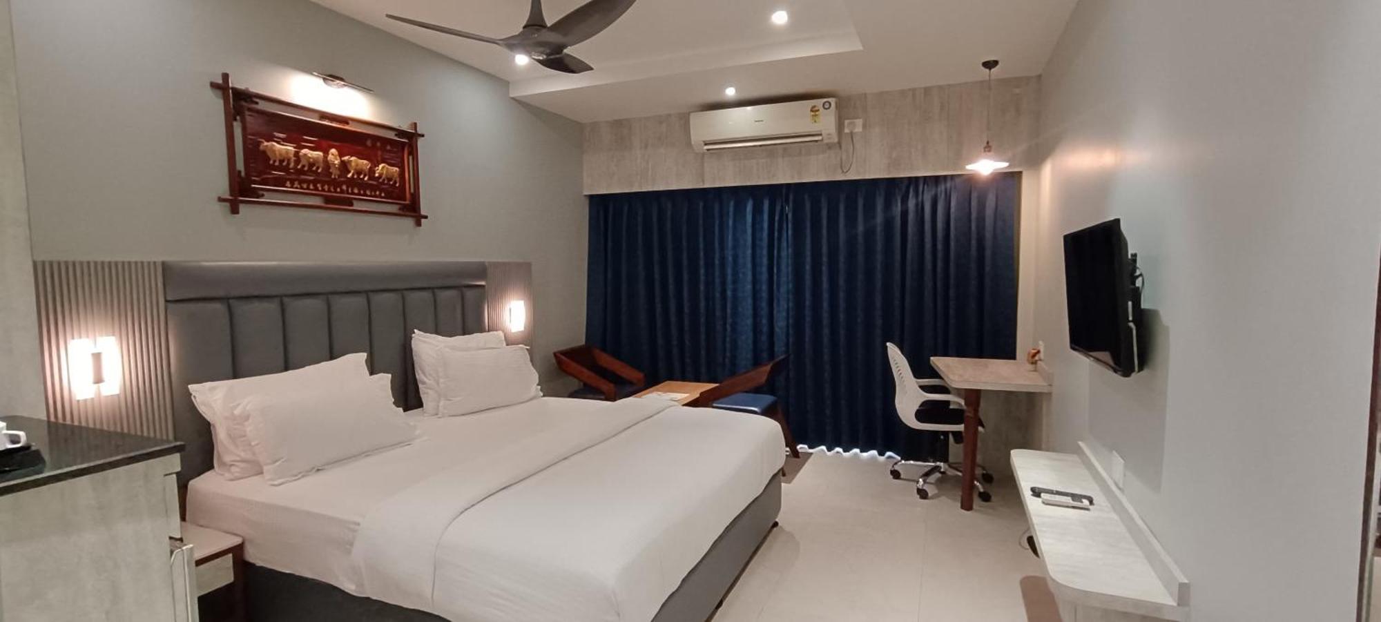 Hotel Lee Garden Near To Blue Flag Beach 500 Mtrs Puri Exterior photo